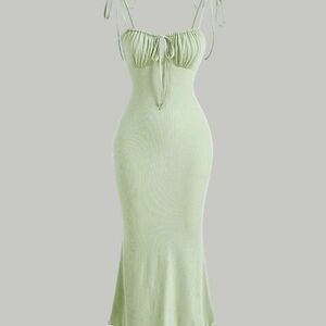 Green Ruched Backless Midi Dress with Spaghetti Straps for Cocktail